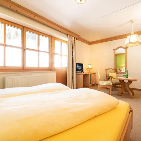 Lengauer Hof Otel 4*